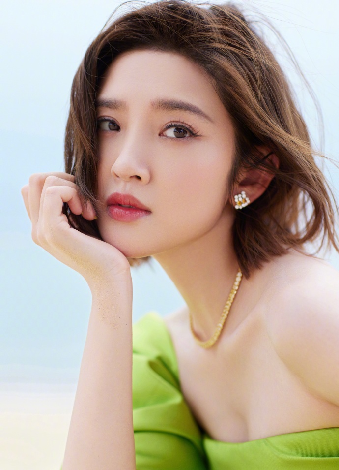 过春天 封面
